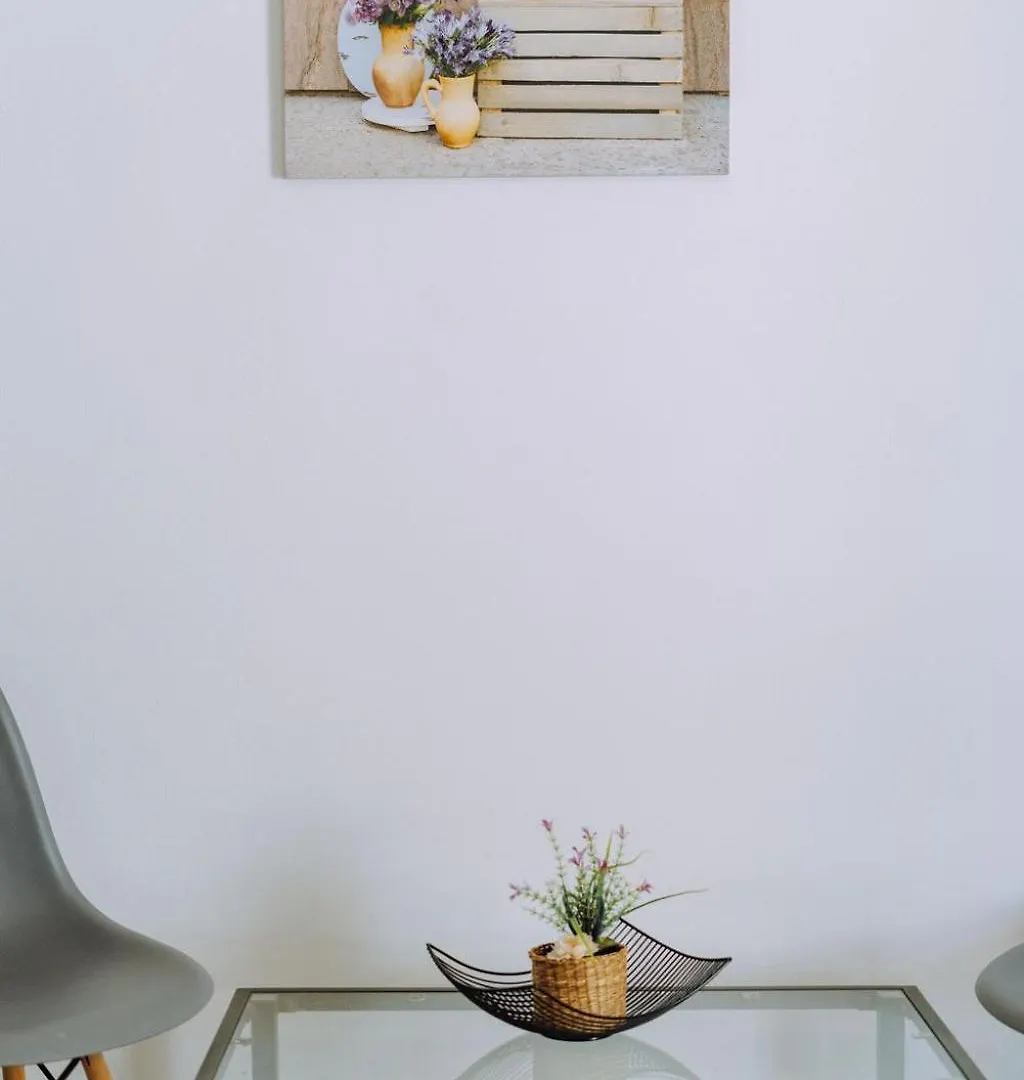 ארגוסטולי Lithostroto Suites דירה
